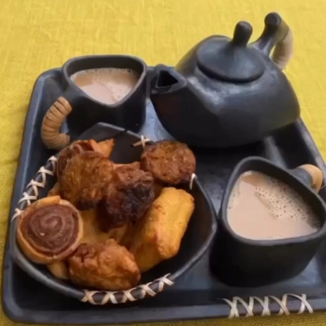 Longpi Black Pottery Chai-Pakoda Set